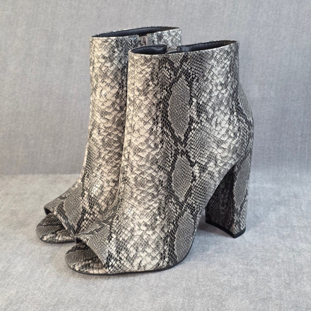 Windsor Peep Toe Booties‎ Womens 7 Black White Snakeskin Print Block Heel Ankle